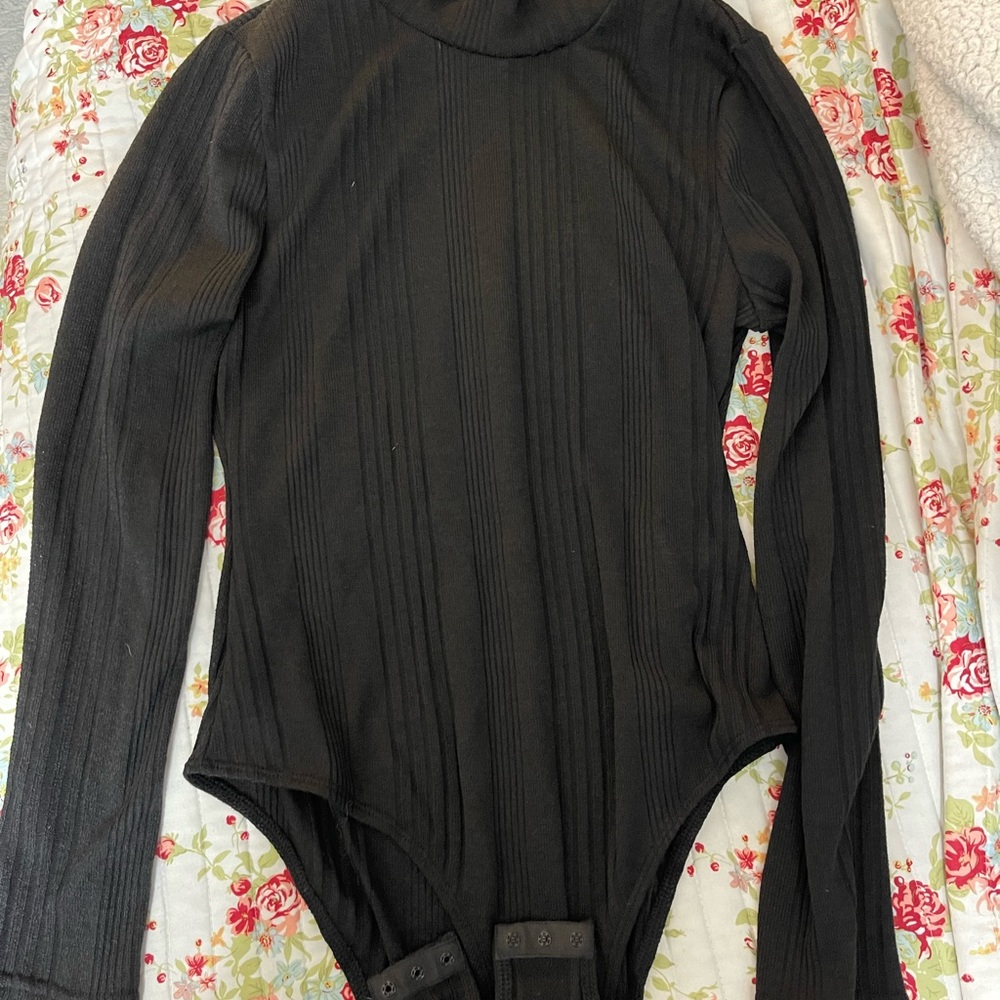 SHEIN Black Turtleneck Bodysuit